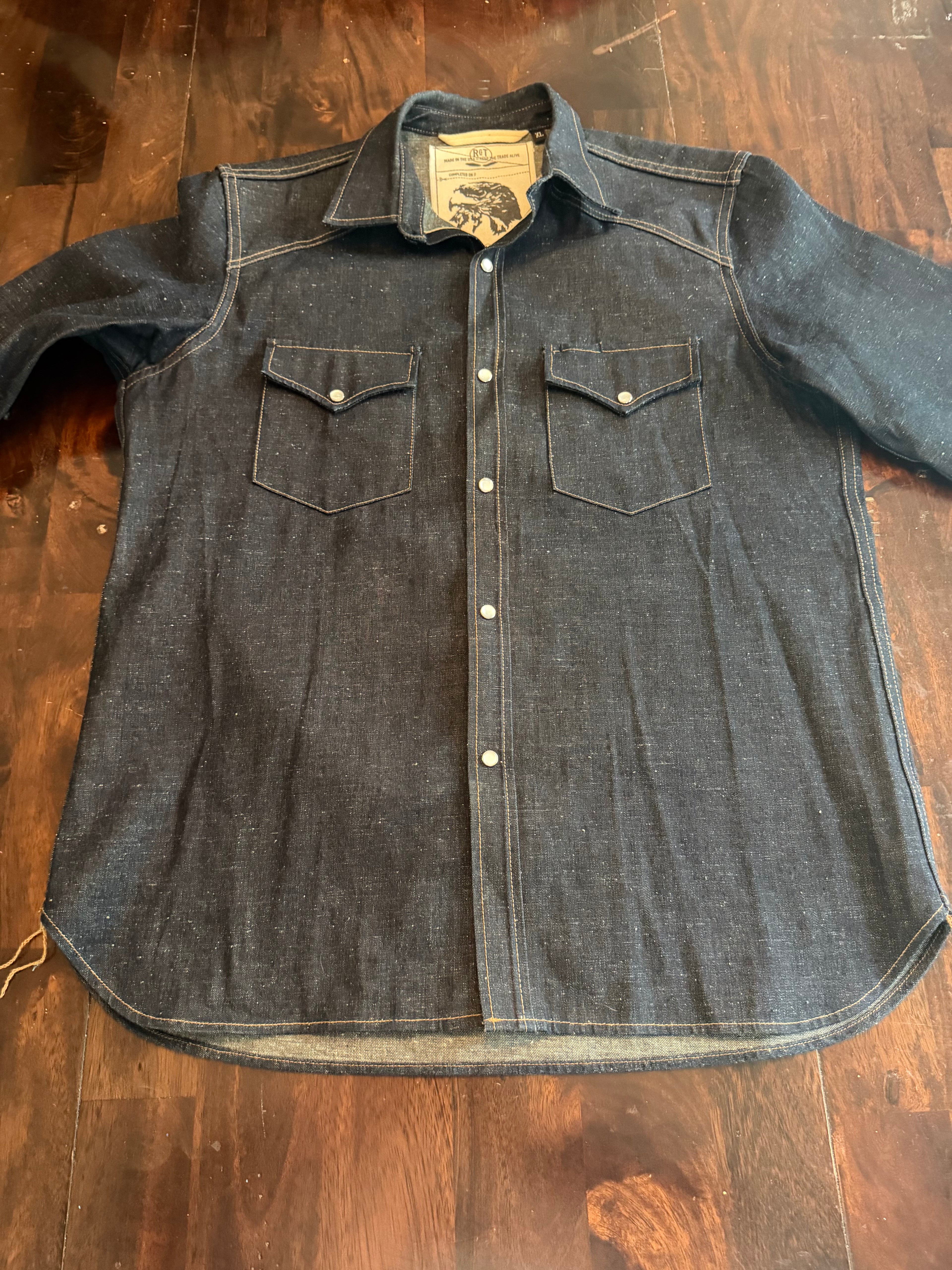 Rogue Territory 9oz 2x1 Western Sevedge Denim Shirt tagged XL