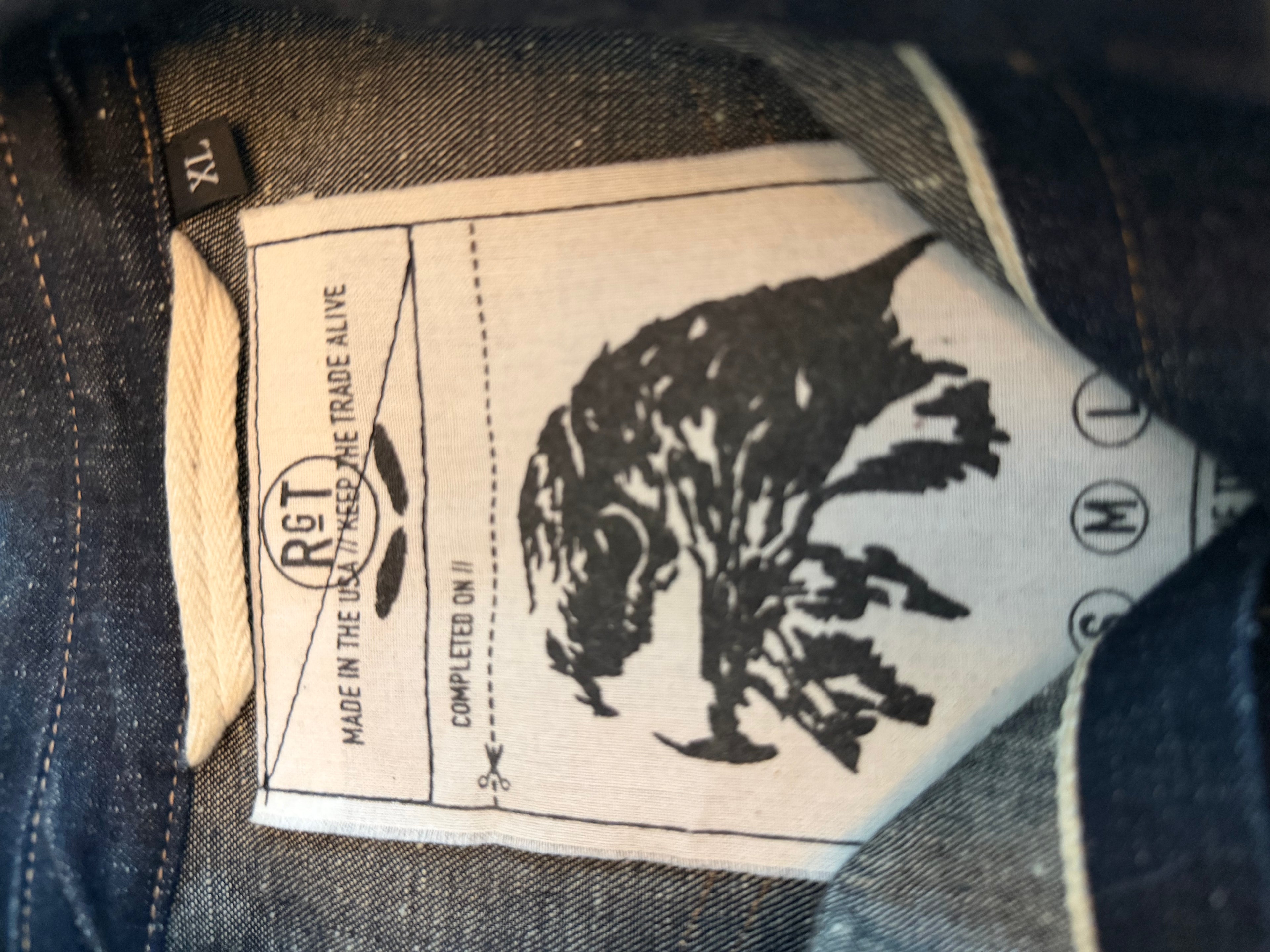 Rogue Territory 9oz 2x1 Western Sevedge Denim Shirt tagged XL